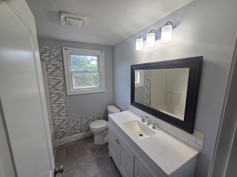 278 Ware Street - Photo 4 of 9