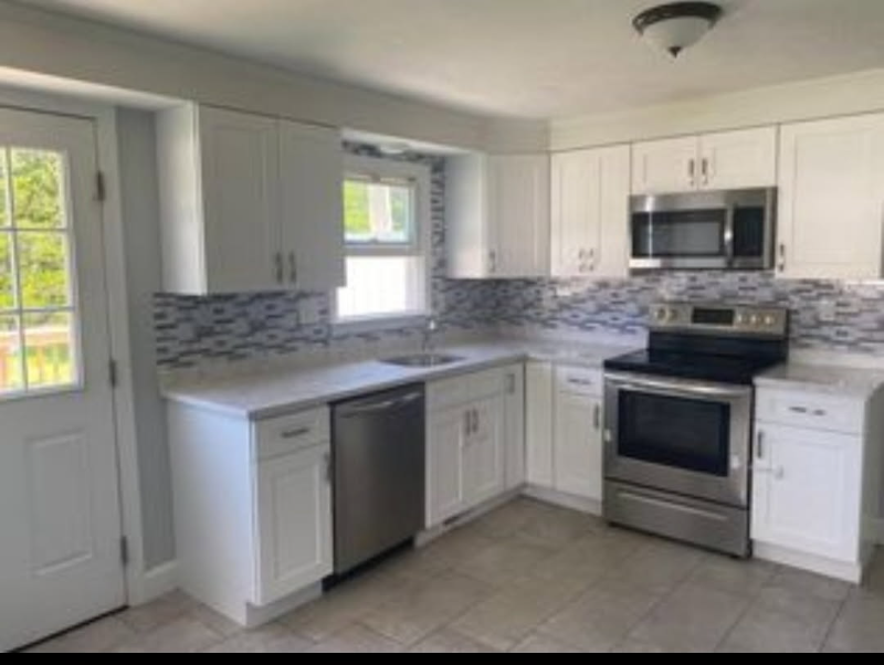 278 Ware Street - Photo 3 of 9