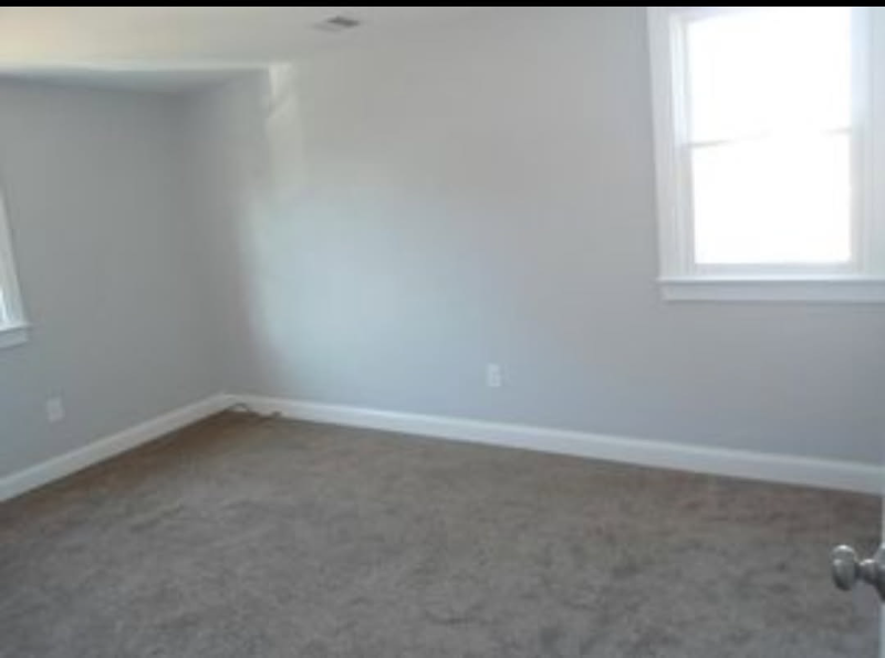 278 Ware Street - Photo 7 of 9