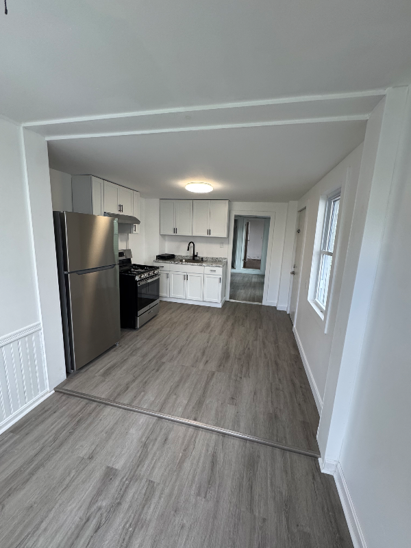 11 Elm St - Photo 3 of 10