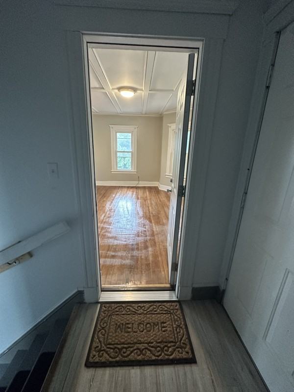 100 Abbe Ave - Photo 3 of 11