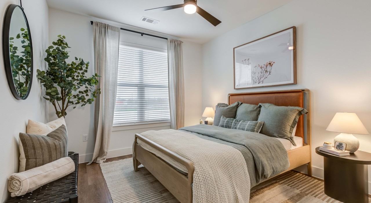 E 4th St & Gilvin St #222 - Photo 5 of 17