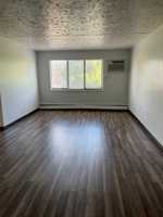 featured image of 335 275- 335 Sterling Ave