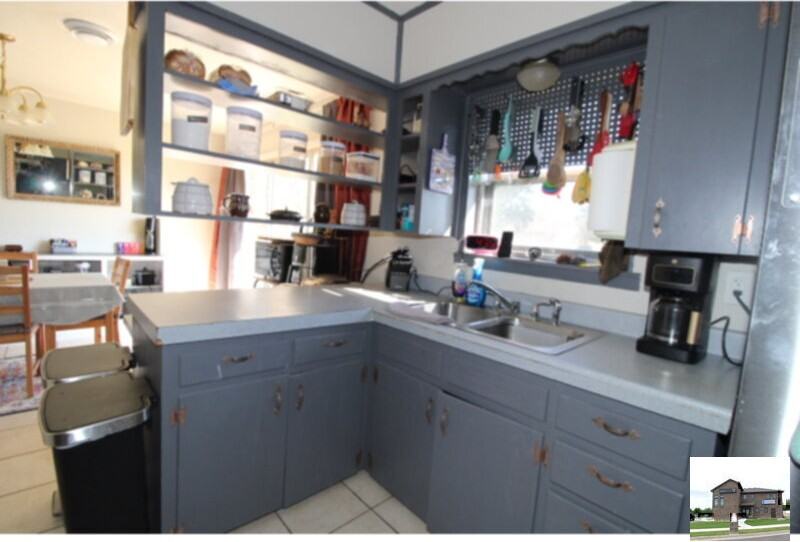 2706 Live Oak Dr - Photo 4 of 30