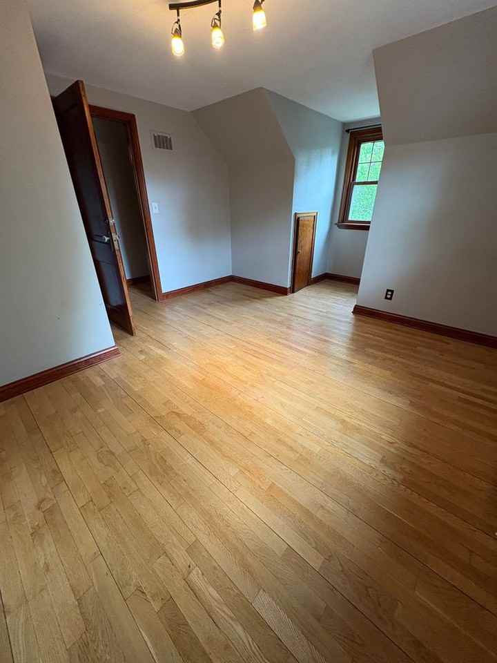 789 23rd St N - Photo 4 of 20