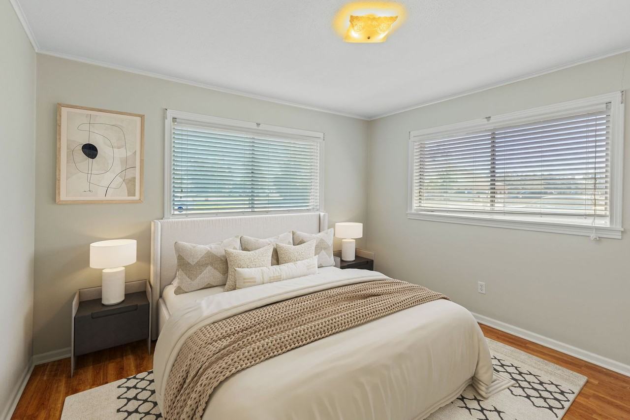 730 Louie Street - Photo 3 of 18