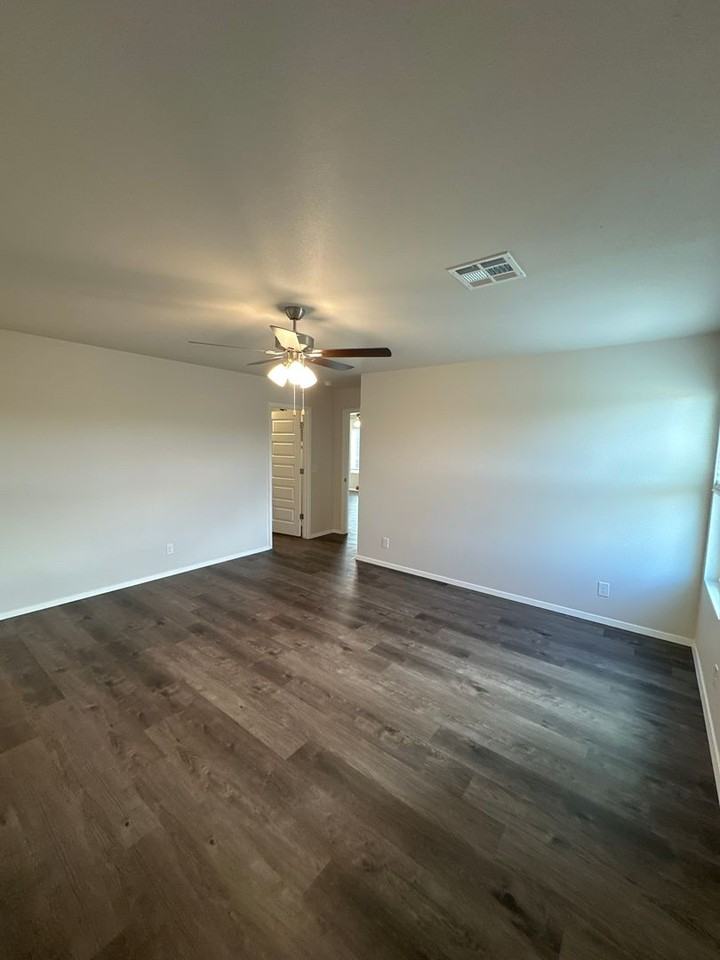 1103 W Fargo Rd - Photo 6 of 16
