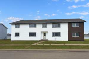 featured image of 1303 Ravenwood Rd