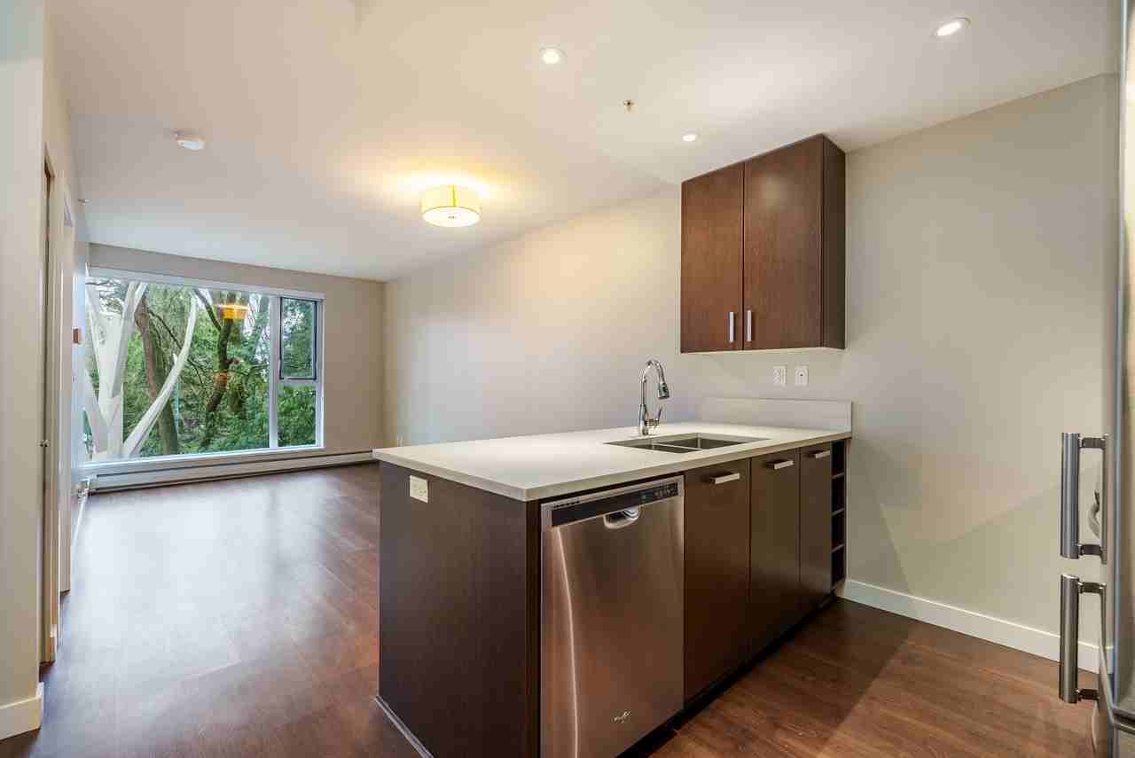 Shannon Mews Apartment - Photo 5 of 17