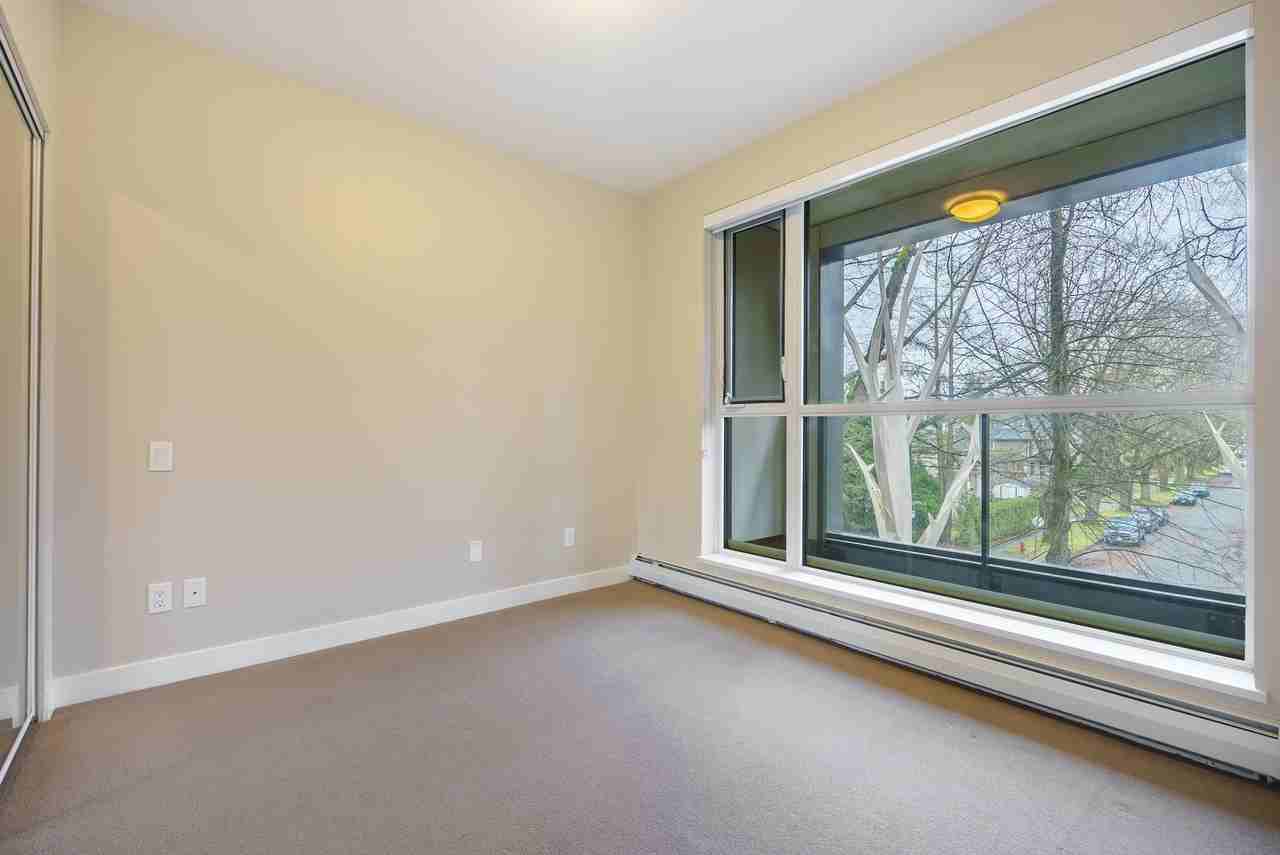 Shannon Mews Apartment - Photo 7 of 17