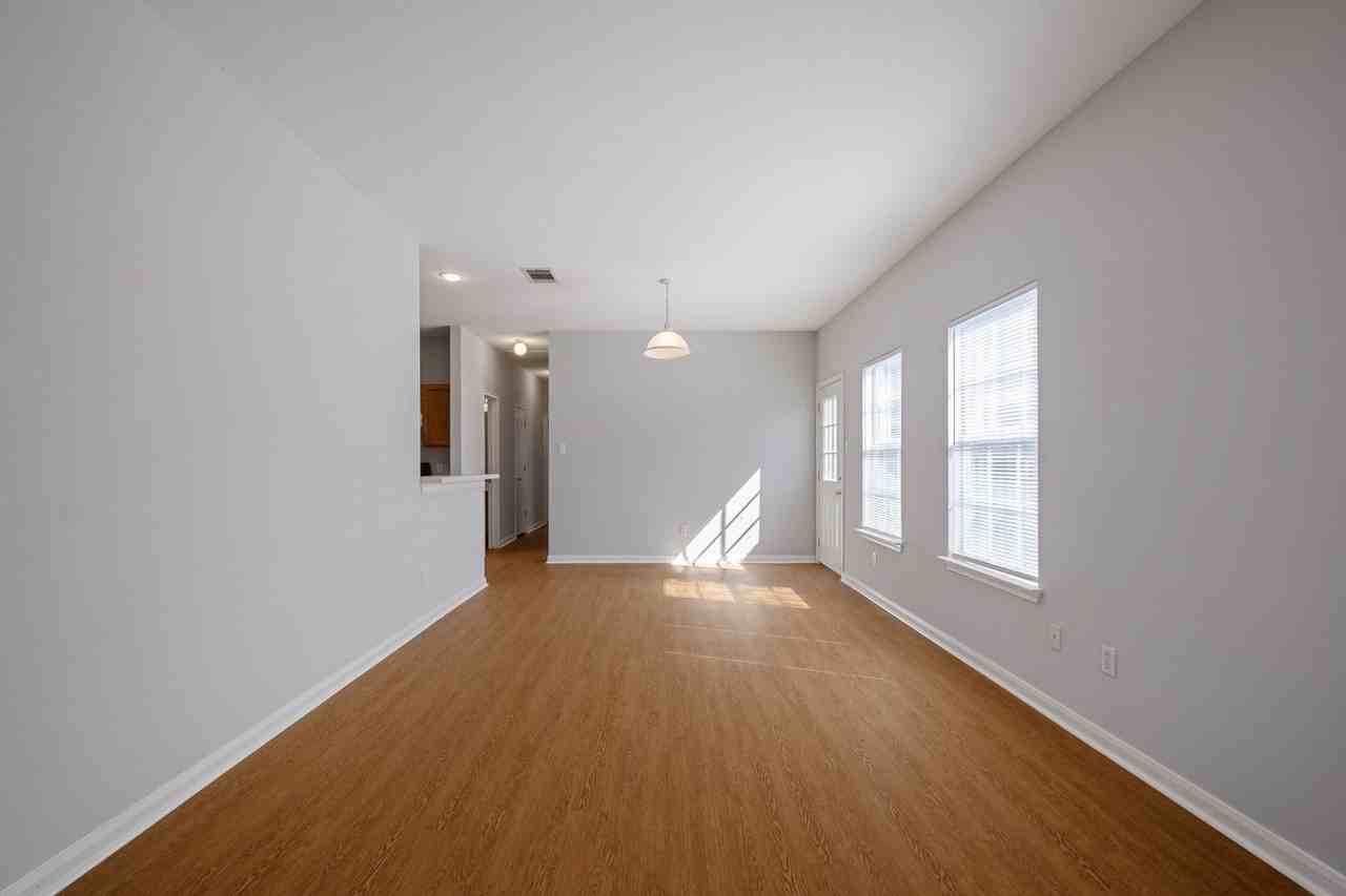 2300 S Bagdad Rd #B - Photo 4 of 20