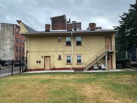 1411 Clay St - Photo 1 of 1