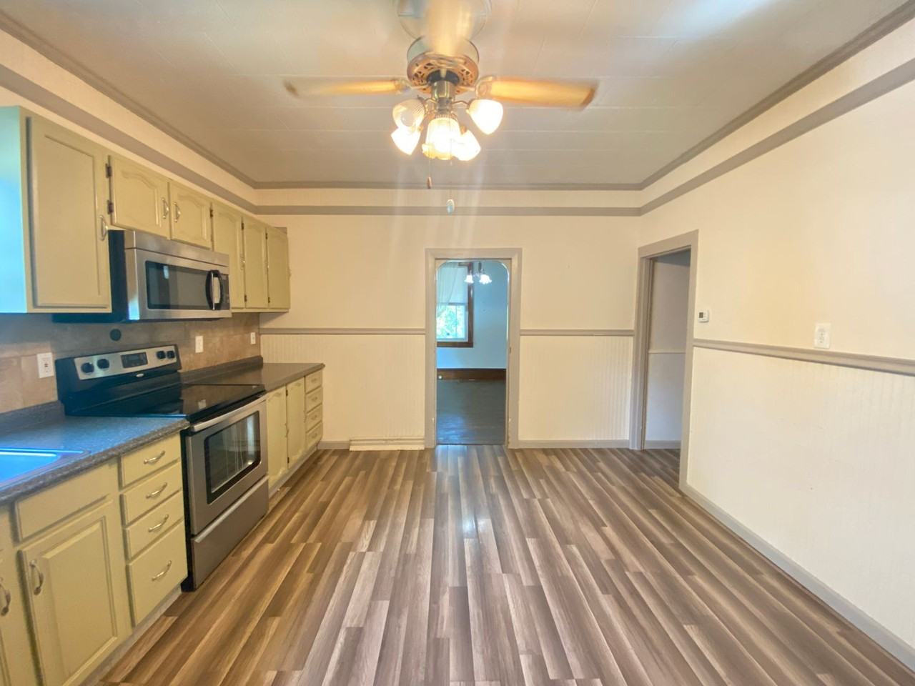 34 School St - Photo 3 of 13