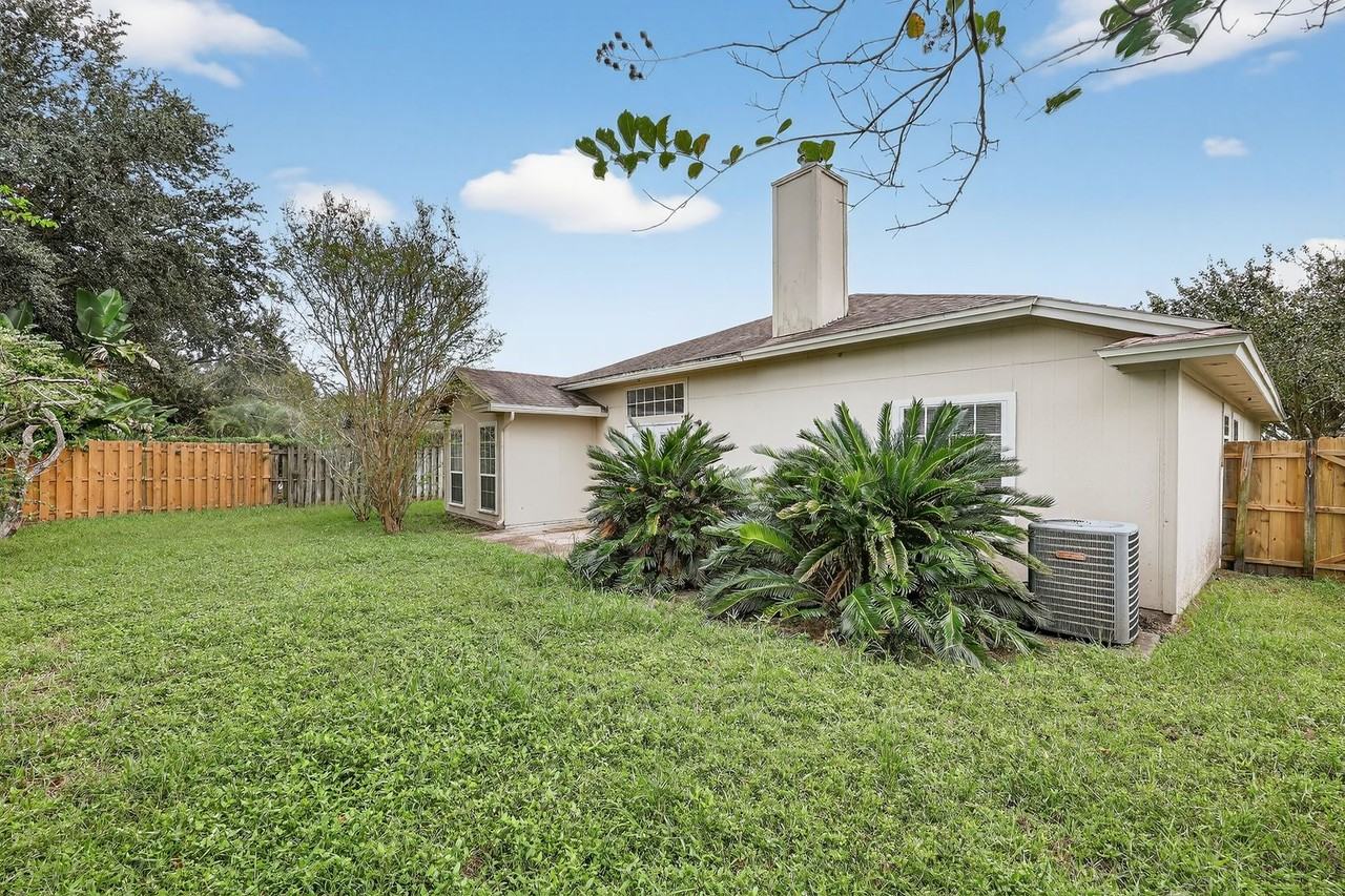 12799 Glade Springs Dr S - Photo 2 of 25