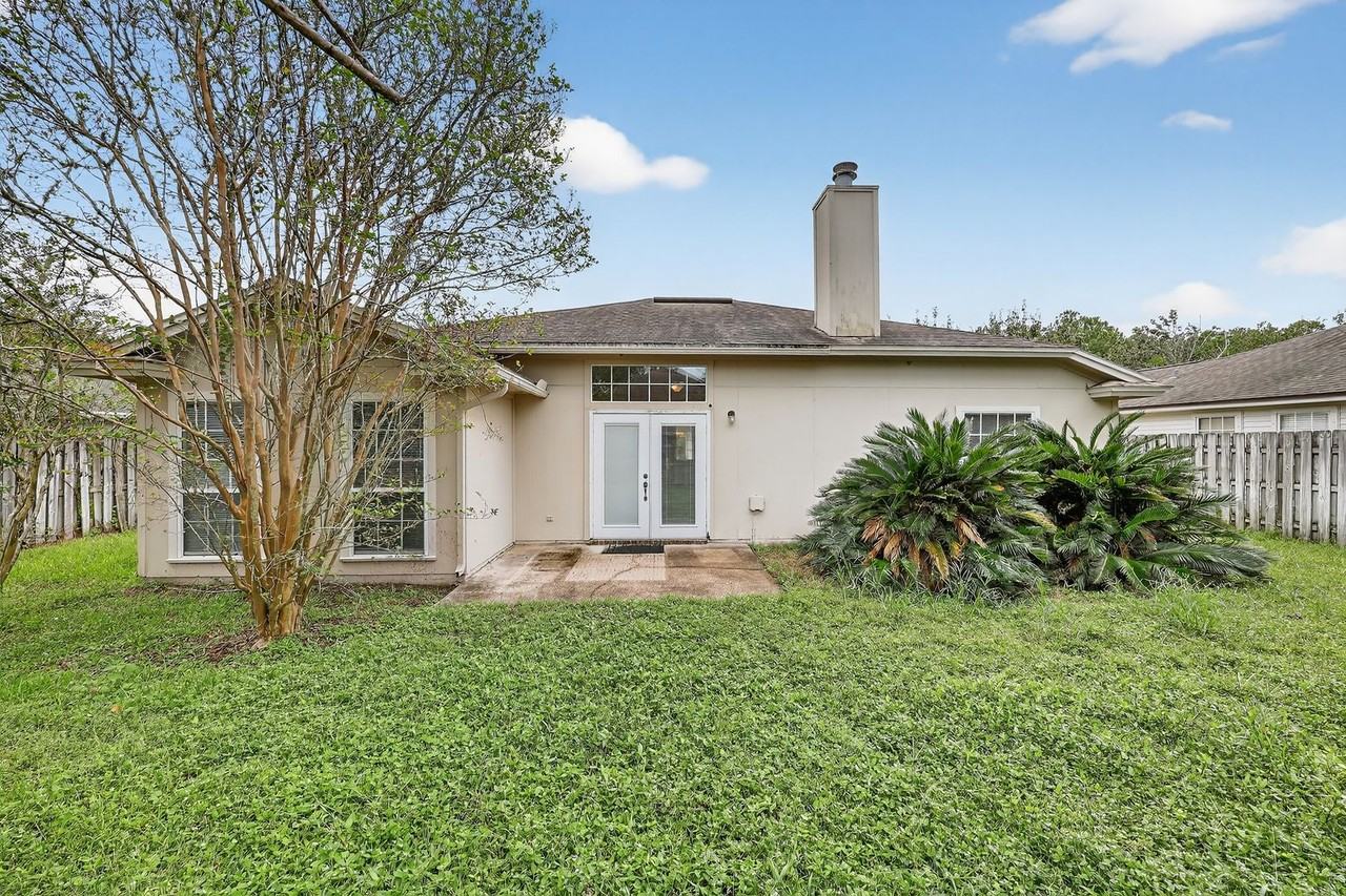 12799 Glade Springs Dr S - Photo 3 of 25