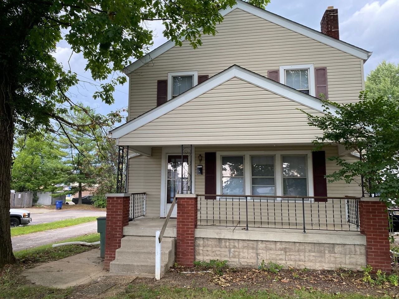 20 E Stanton Ave - Photo 2 of 22