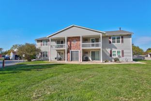 320 Oxford Ct #6 - Photo 1 of 1