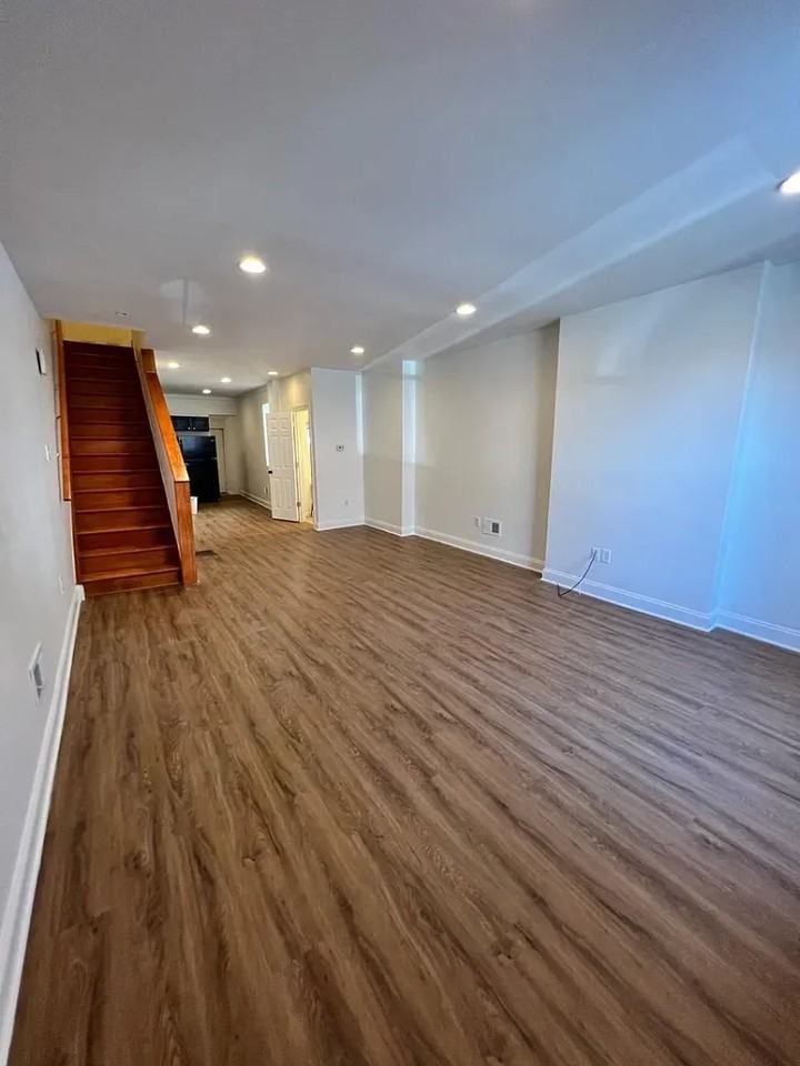 1342 S 18th St - Photo 2 of 17