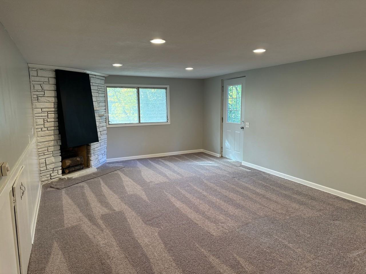 2509 Homestead Ln - Photo 2 of 12