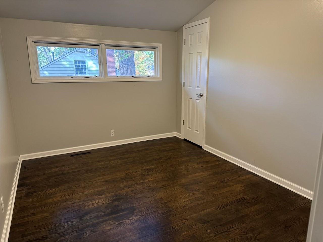 2509 Homestead Ln - Photo 6 of 12