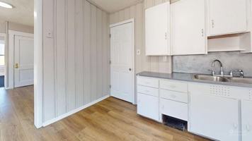 featured image of 2236 Penn Pl Ne