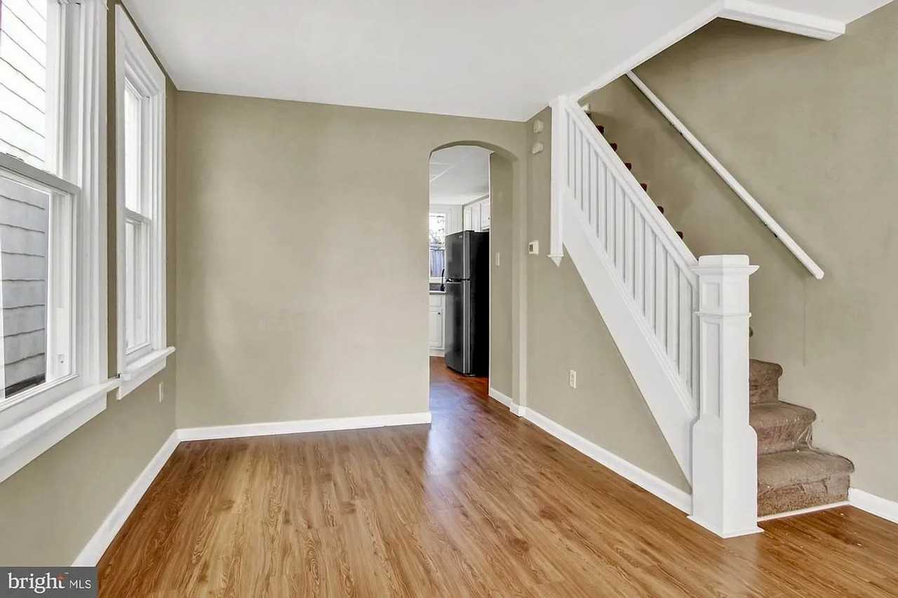 2324 Luce St - Photo 4 of 32