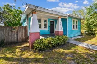 1610 N Pierce St - Photo 1 of 1