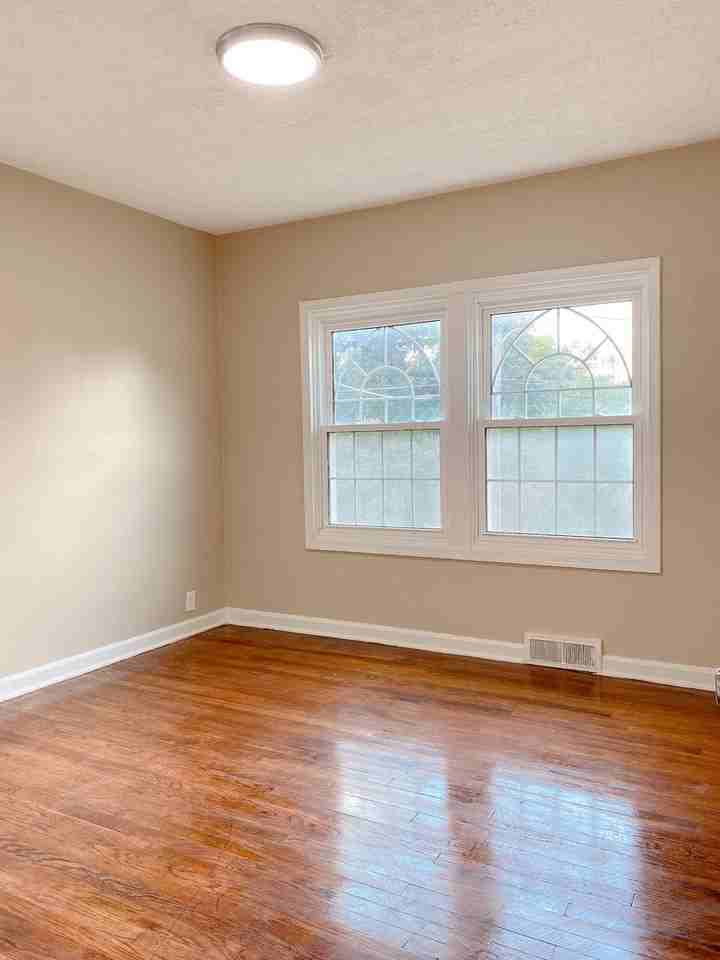 309 Perrin Place - Photo 7 of 50