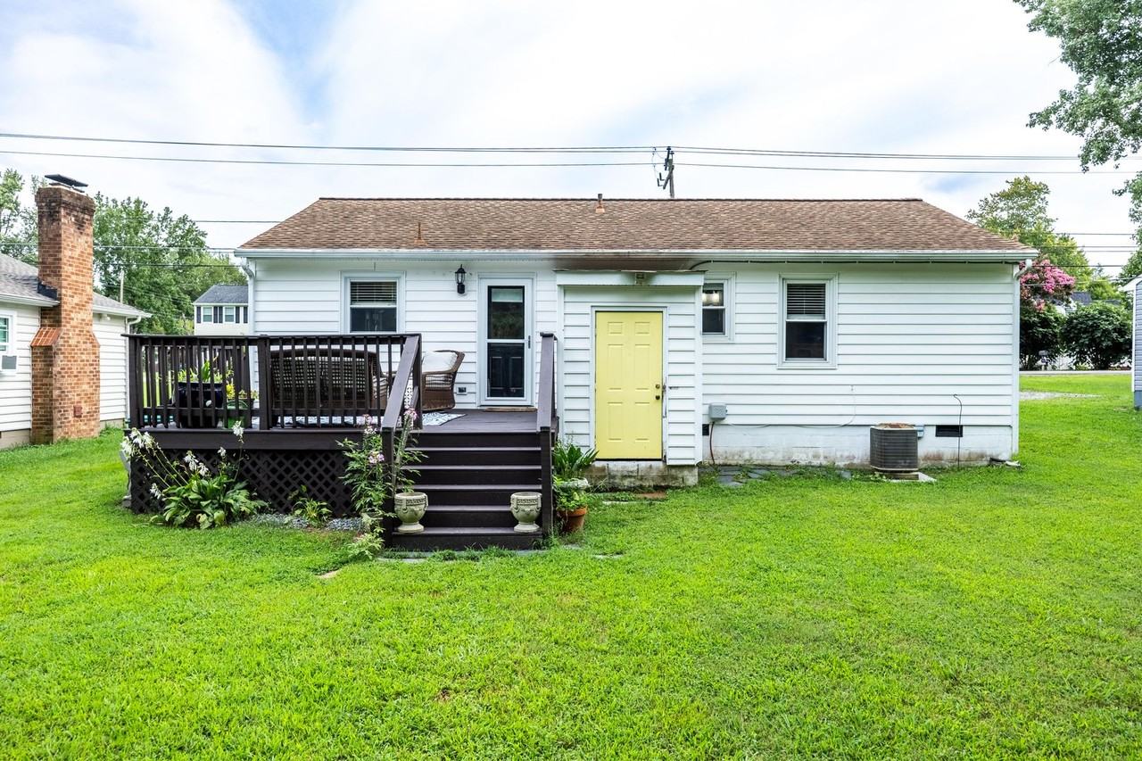 4804 Penick Rd - Photo 6 of 43