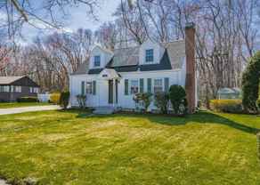 119 Florida Dr - Photo 1 of 1