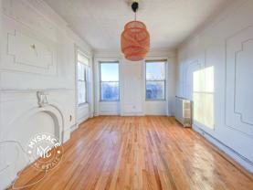 427 17th St #3L - Photo 1 of 1