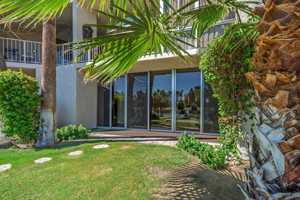 featured image of 900 Island Dr