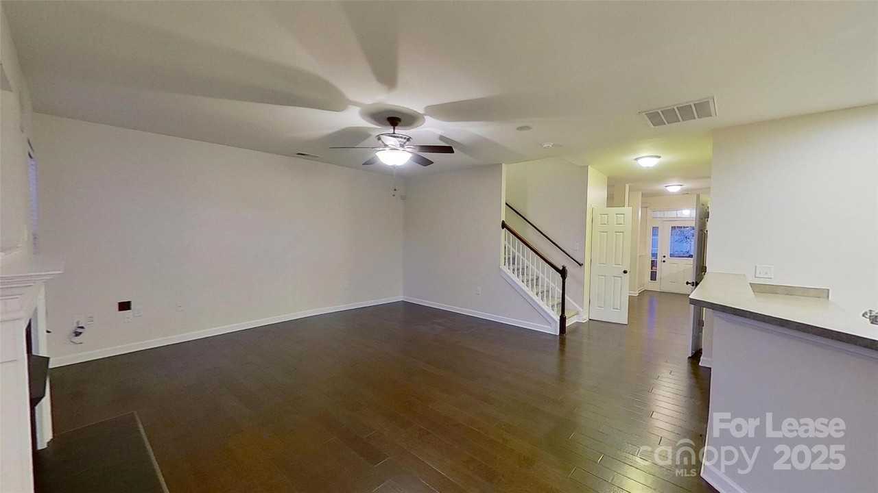 3009 Semmes Lane - Photo 5 of 14