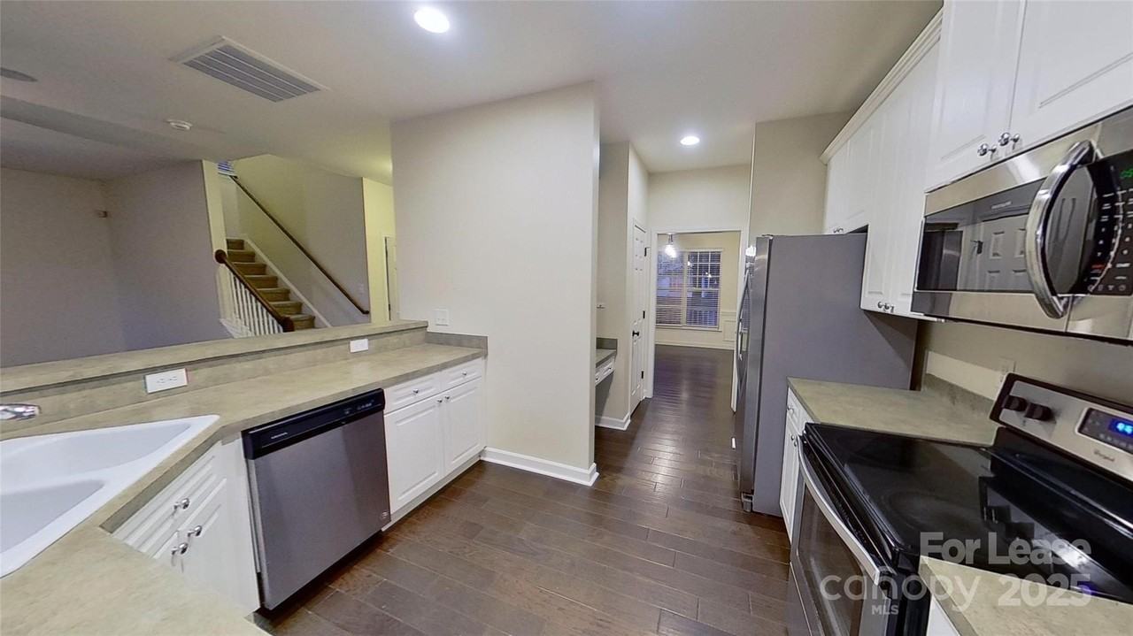 3009 Semmes Lane - Photo 6 of 14