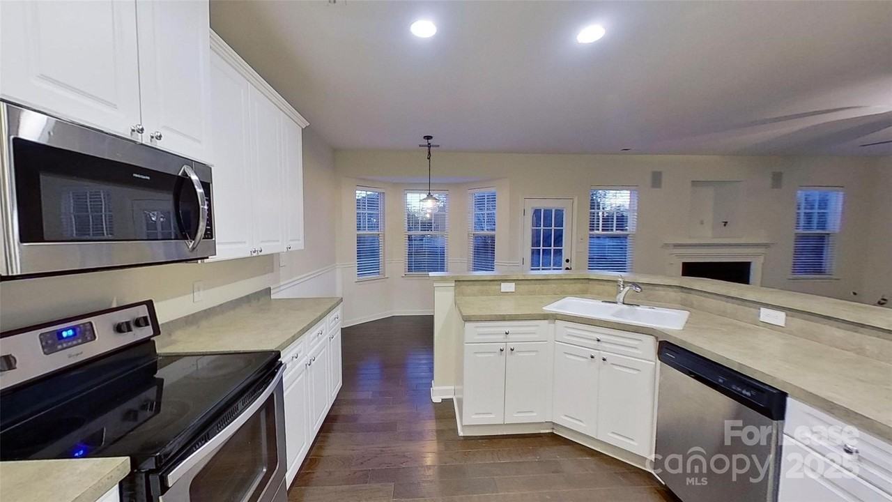 3009 Semmes Lane - Photo 7 of 14