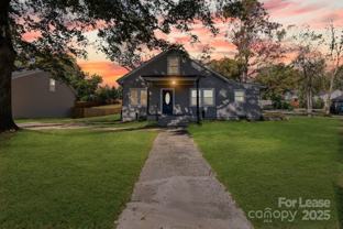 225 N Lee St - Photo 1 of 1