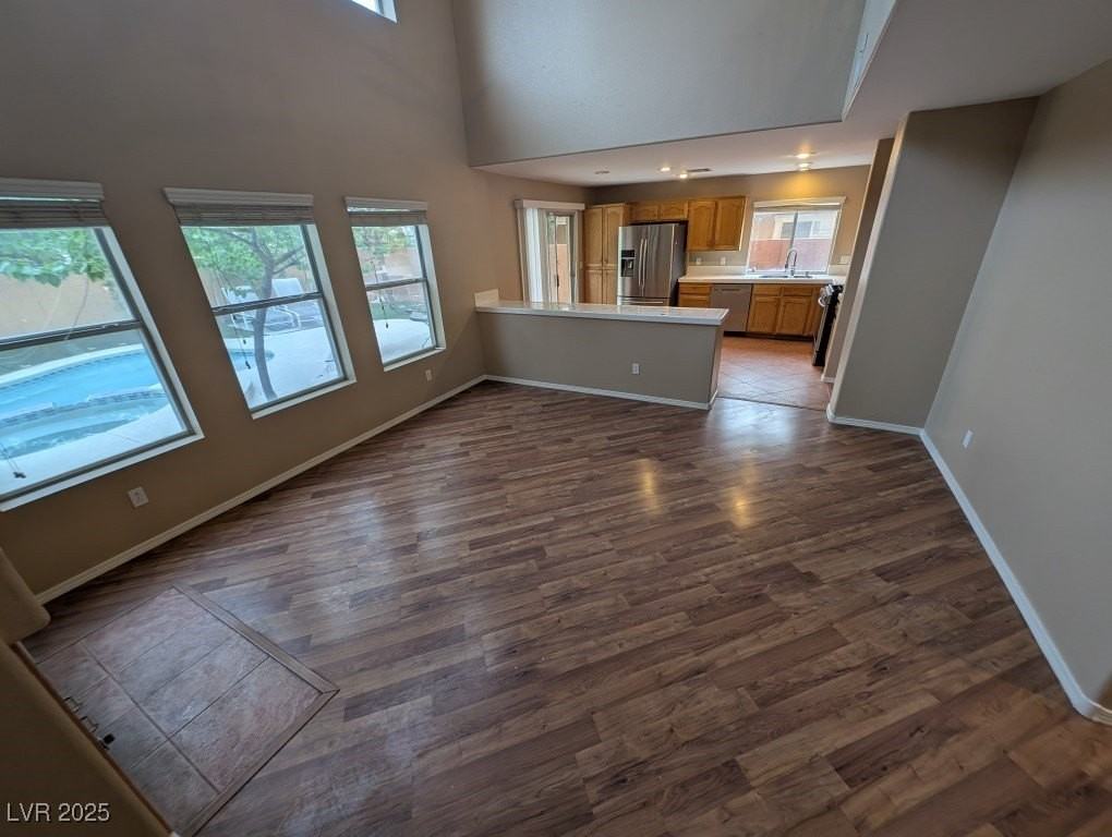 10108 Oakmoor Pl - Photo 6 of 40