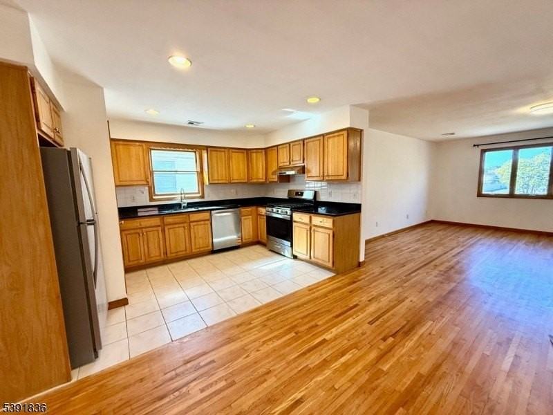 68 Somme St #2 - Photo 4 of 12