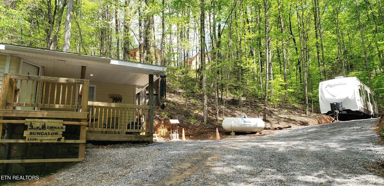 1110 South Spring Hollow Road - Photo 5 of 45