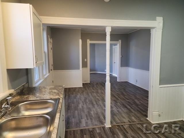 139 Union St - Photo 4 of 6