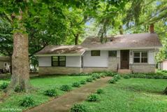 28W456 Batavia Rd - Photo 1 of 1