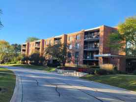 1605 E Central Rd #410B - Photo 1 of 1