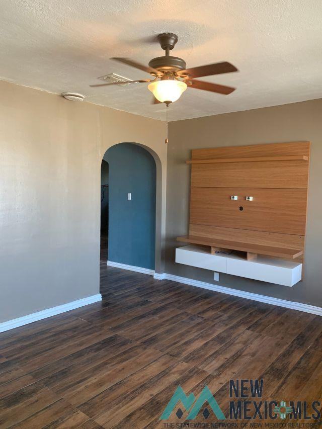 142 S Indio Ave - Photo 2 of 28