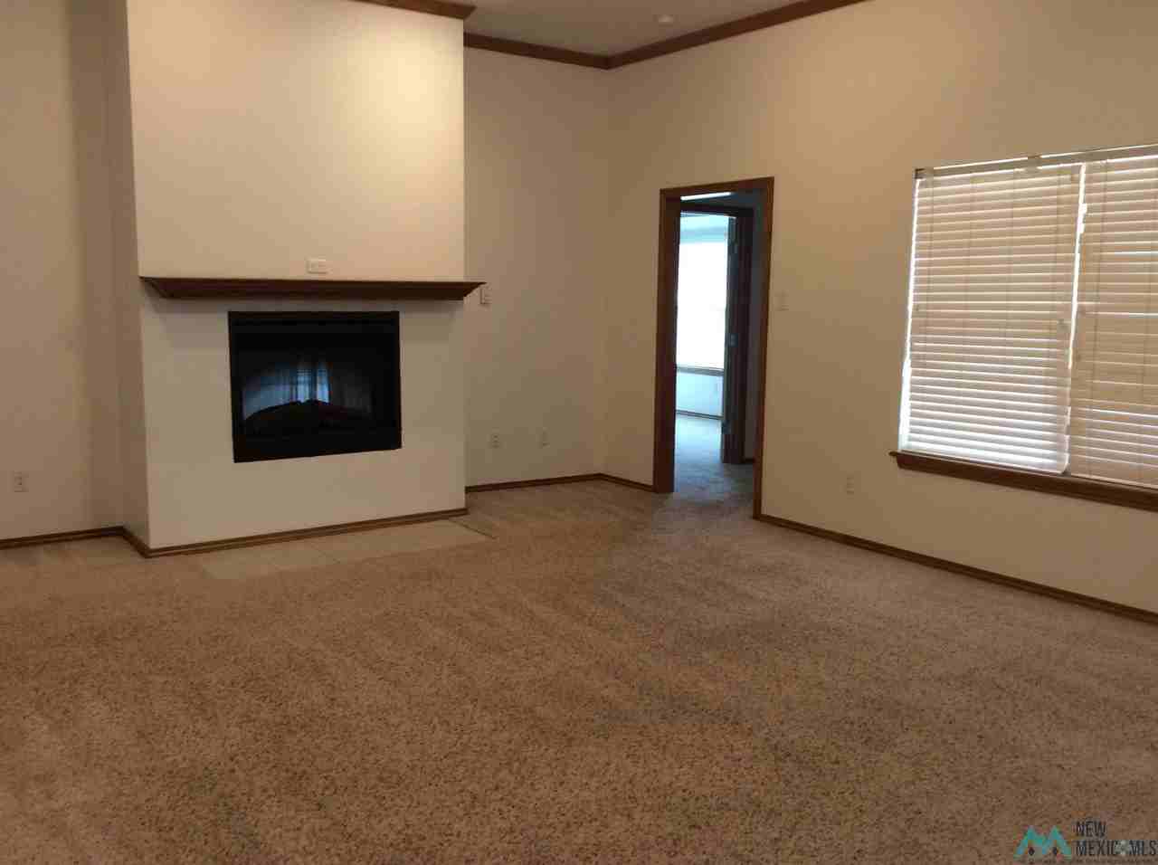 1705 Tiffani Ln - Photo 5 of 19