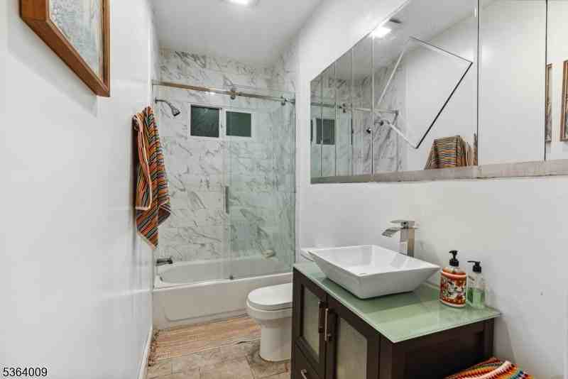 726-728 Fay Ave Unit 1 - Photo 3 of 27