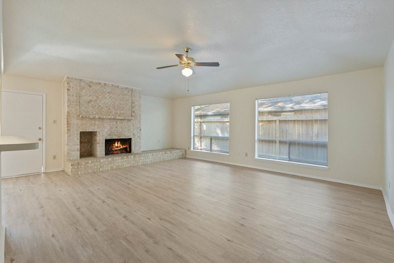 4415 Aspen Brook Lane - Photo 6 of 23