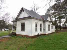 featured image of 505 Avenue 2 Ne