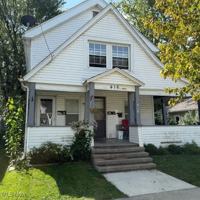 featured image of 416 2nd St