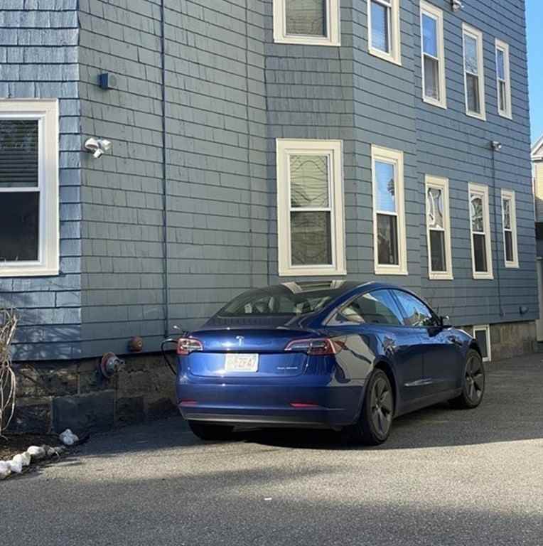 38 Trident Avenue - Photo 4 of 21