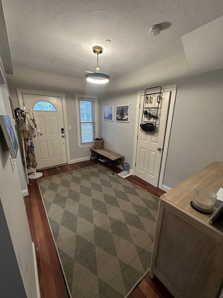 38 Trident Avenue - Photo 7 of 21